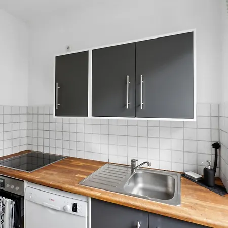 דירה Modernes 3 Frisch Saniert Und Moebliert *