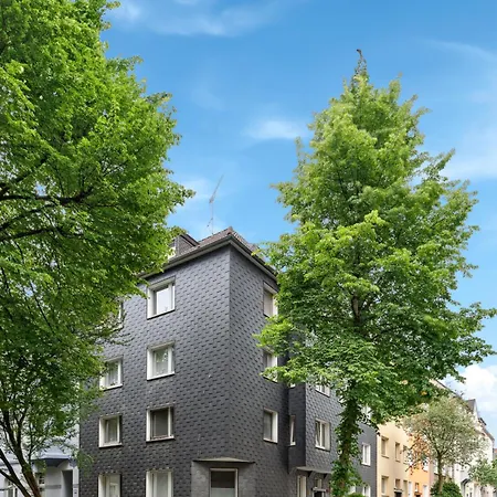 Apartment Modernes 3 Frisch Saniert Und Moebliert *