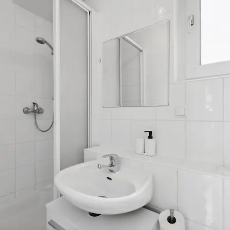 דירה Modernes 3 Frisch Saniert Und Moebliert