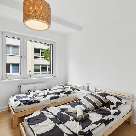 Modernes 3 Frisch Saniert Und Moebliert *