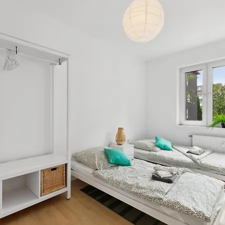 Modernes 3 Frisch Saniert Und Moebliert Apartment Essen